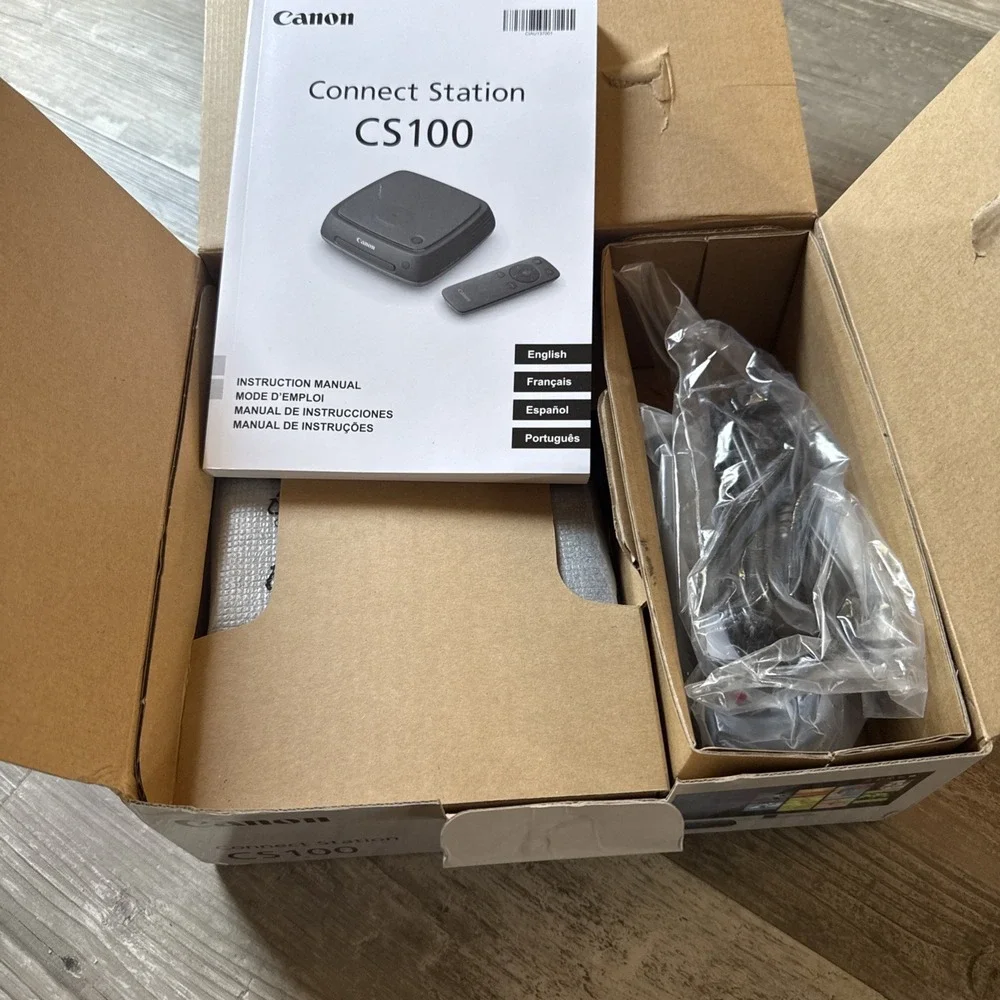 CANON Connect Station CS100  Photo Video Hub  1TB storage  (NEW OPEN BOX)